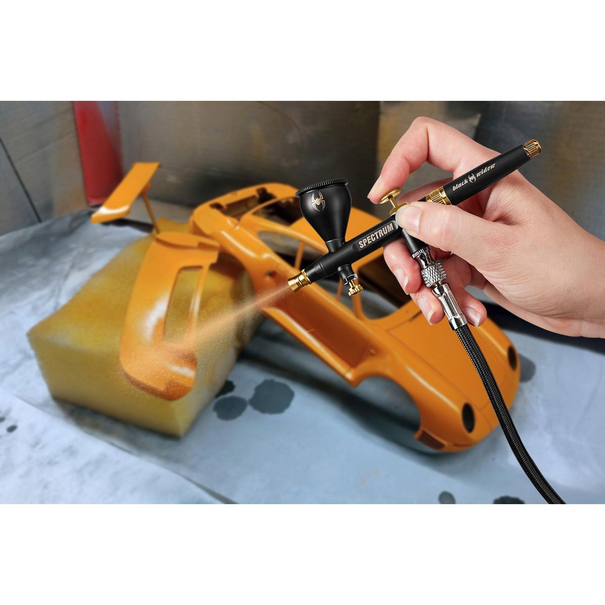 0.2 mm 0.3 mm Dual-Action Airbrush E4352