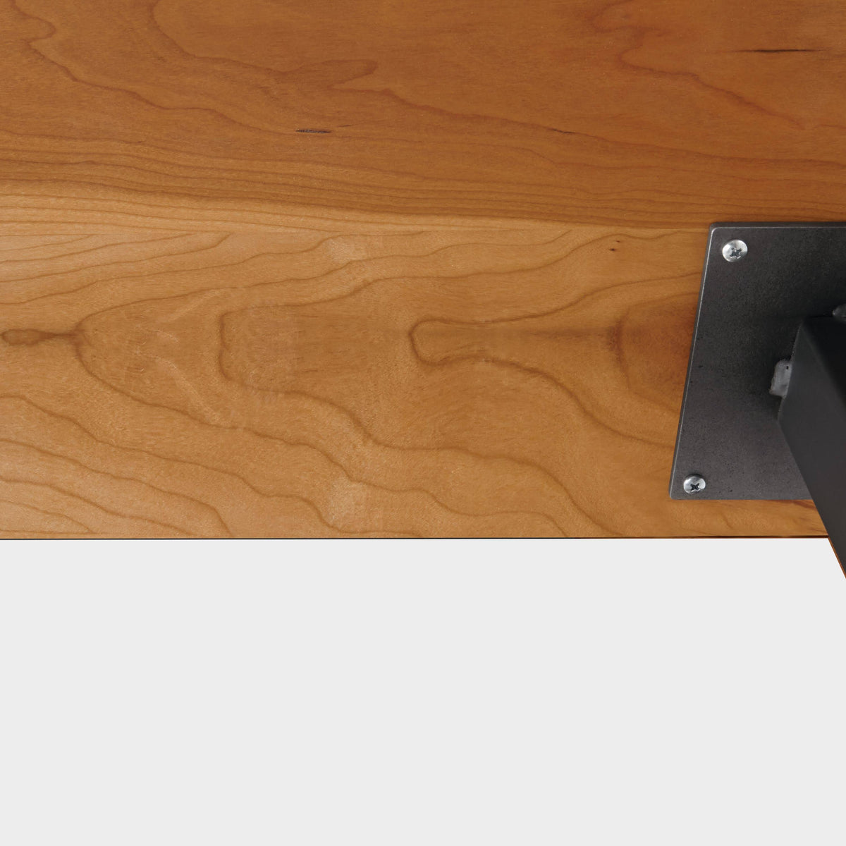 Maple Top White Base Table O9513